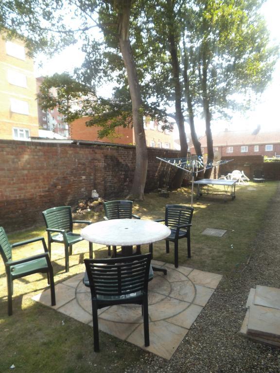 Quayside Close Holiday Apartments Poole Habitación foto